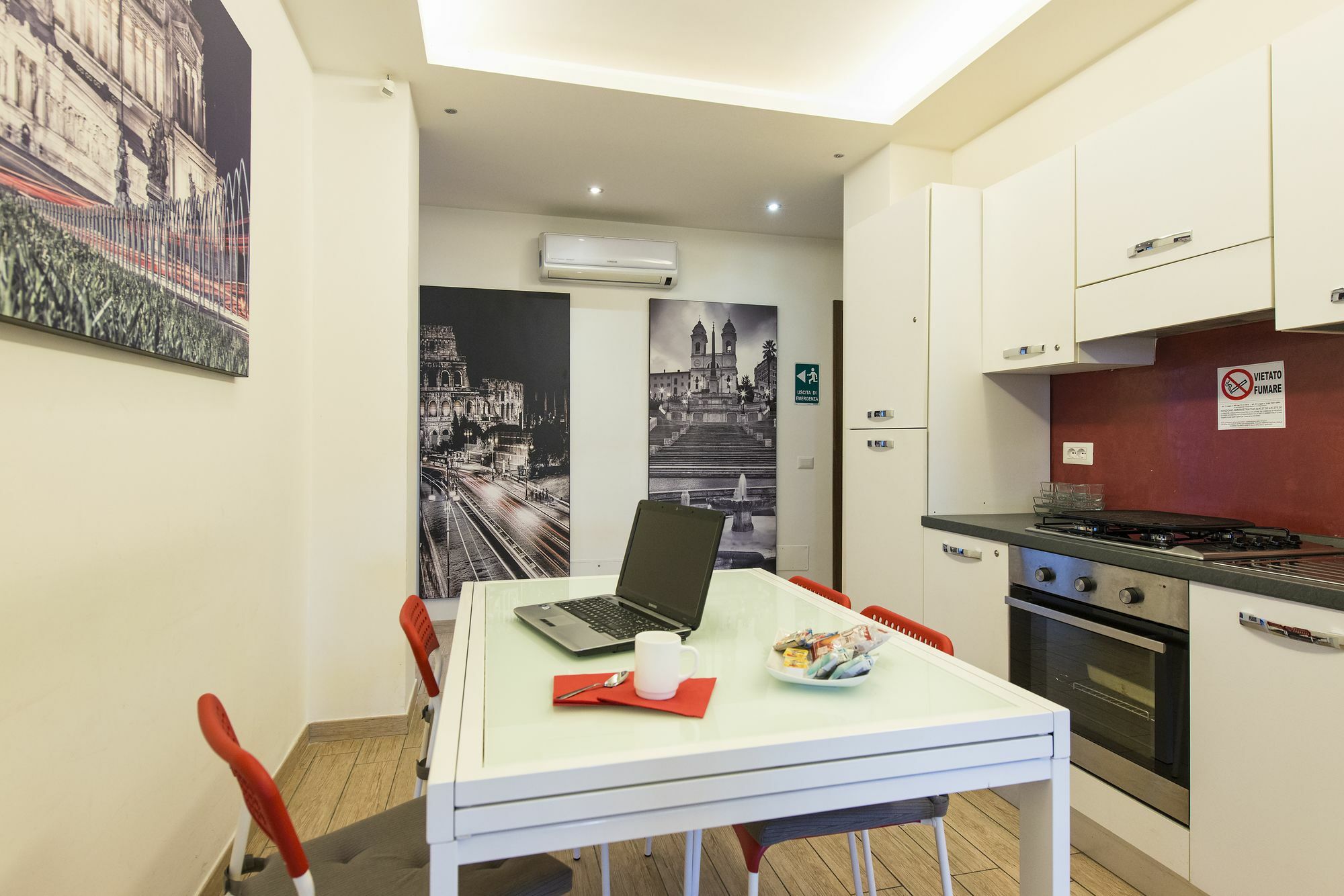 Отель Stardust Boutique House Рим Экстерьер фото